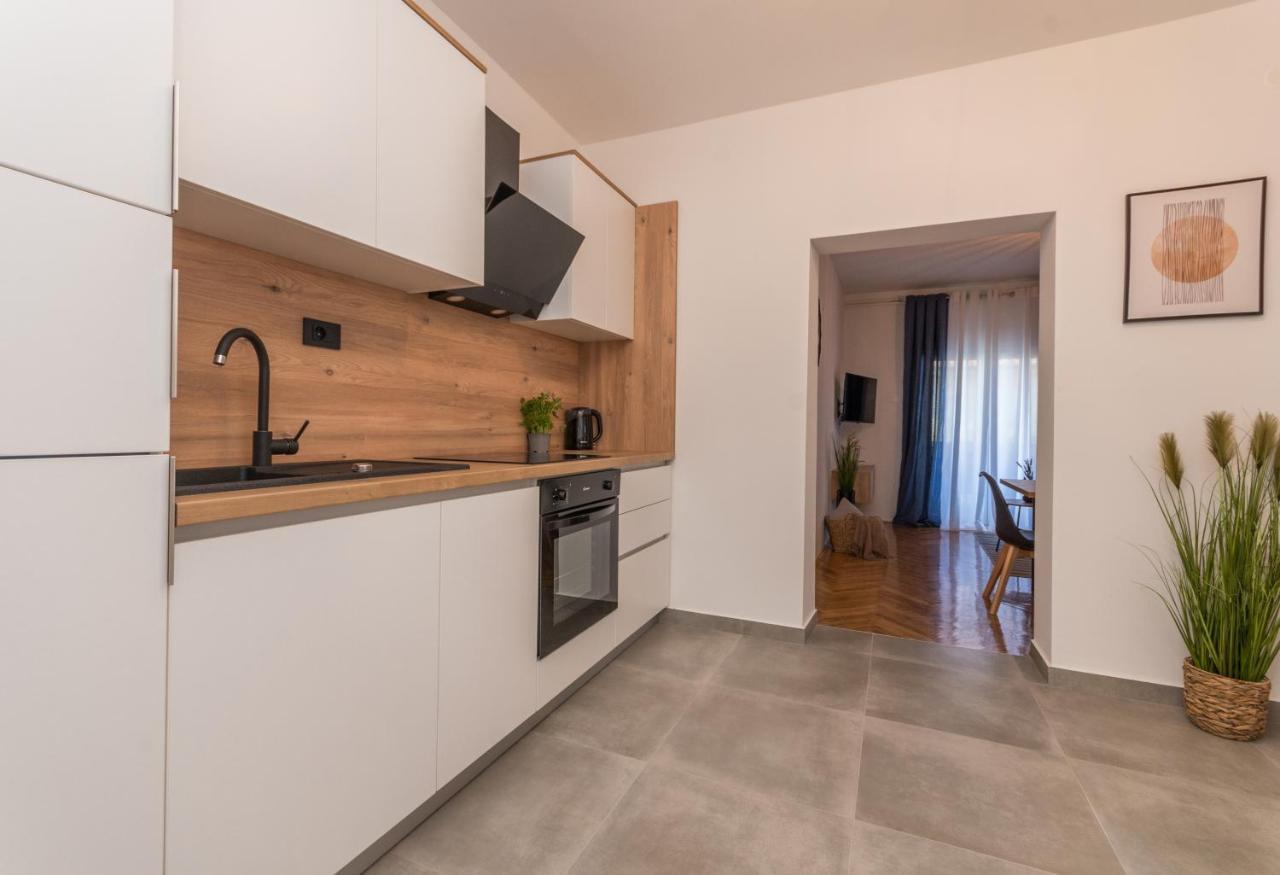 Apartmani A&M บีโอกราดนาโมรู ภายนอก รูปภาพ
