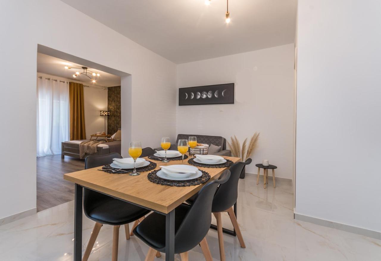 Apartmani A&M บีโอกราดนาโมรู ภายนอก รูปภาพ