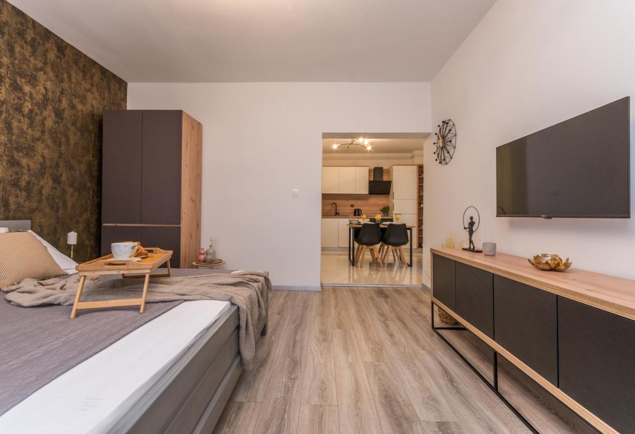 Apartmani A&M บีโอกราดนาโมรู ภายนอก รูปภาพ