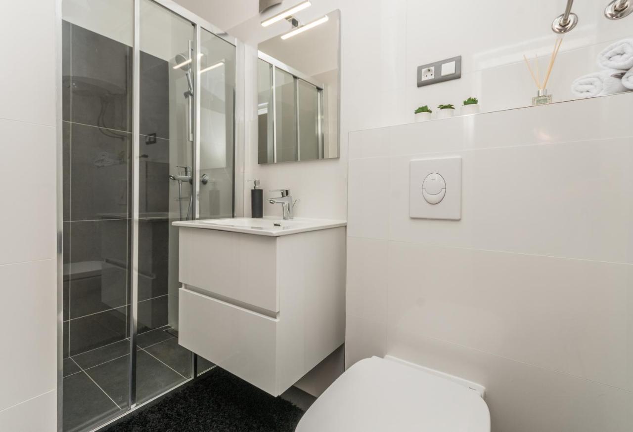 Apartmani A&M บีโอกราดนาโมรู ภายนอก รูปภาพ